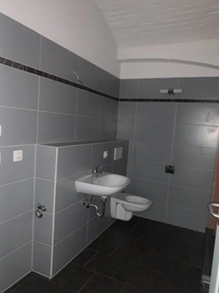 3 Zimmer Wohnung mit 97 m² in Halle (Saale) – Bild 4
