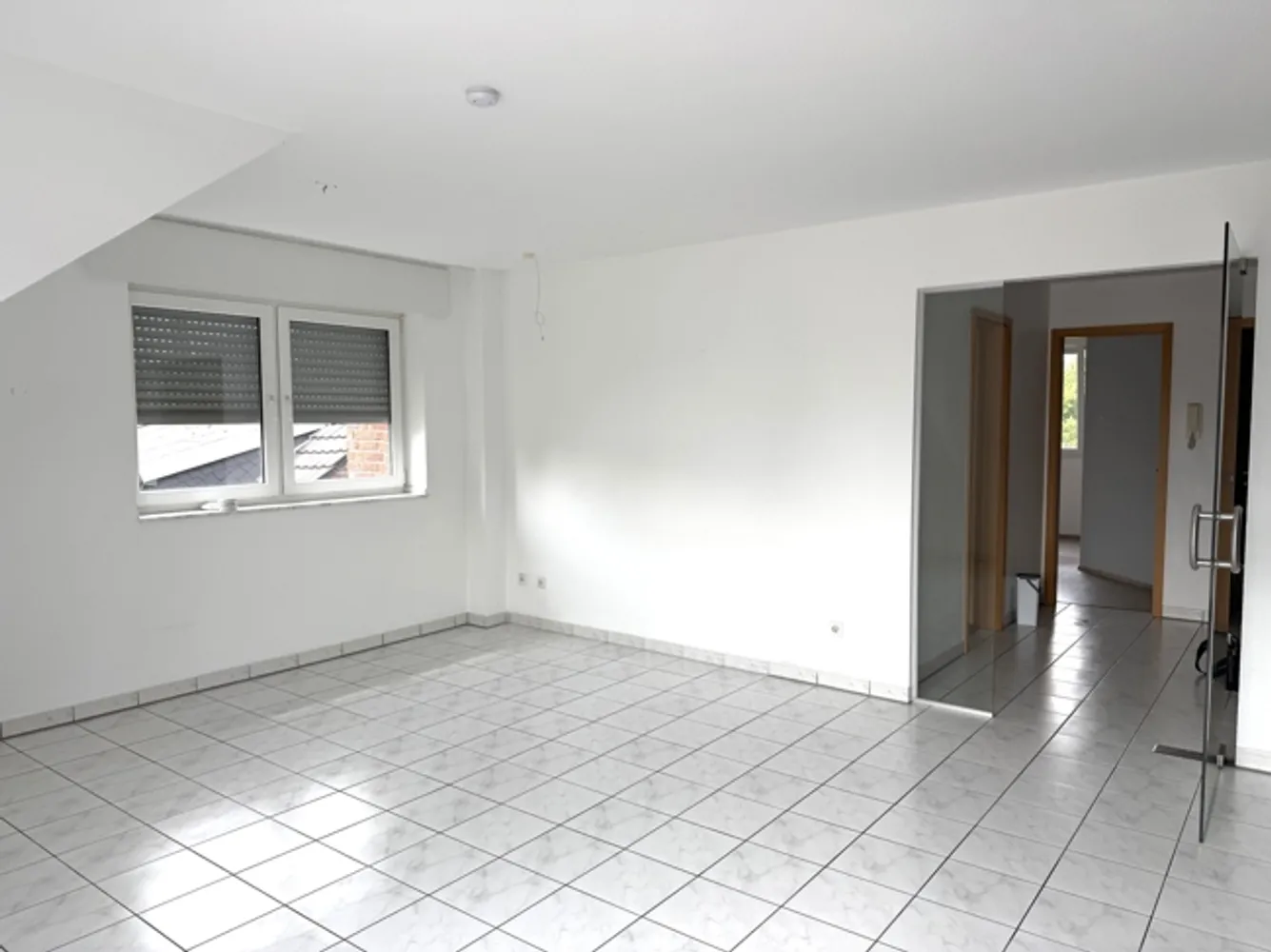 2 Zimmer Wohnung mit 64 m² in Duisburg – Bild 6