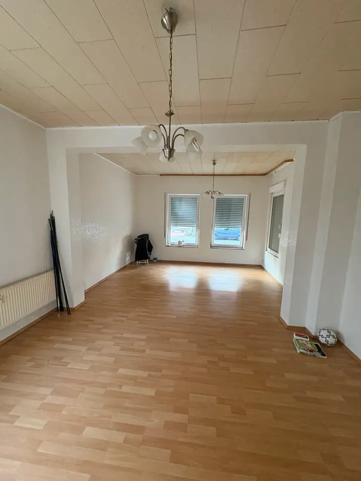 6 Zimmer Wohnung mit 120 m² in Melle – Bild 1