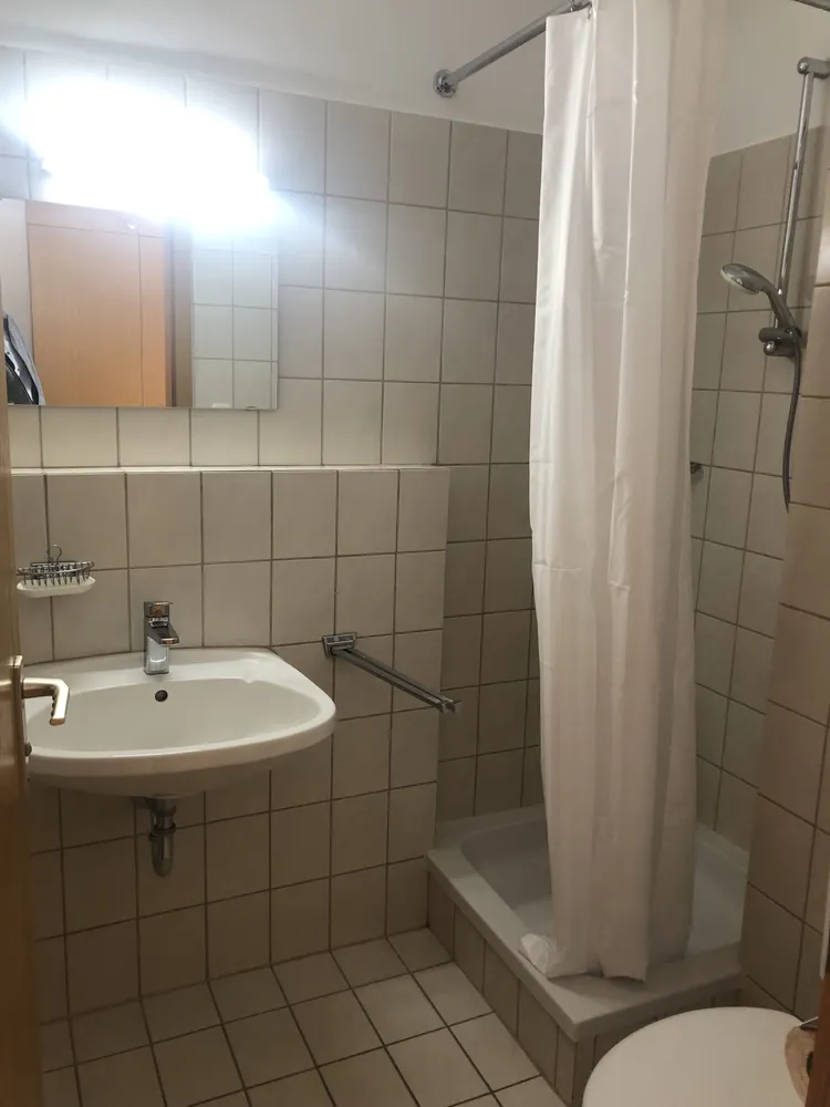1 Zimmer Wohnung mit 27 m² in Regensburg – Bild 7