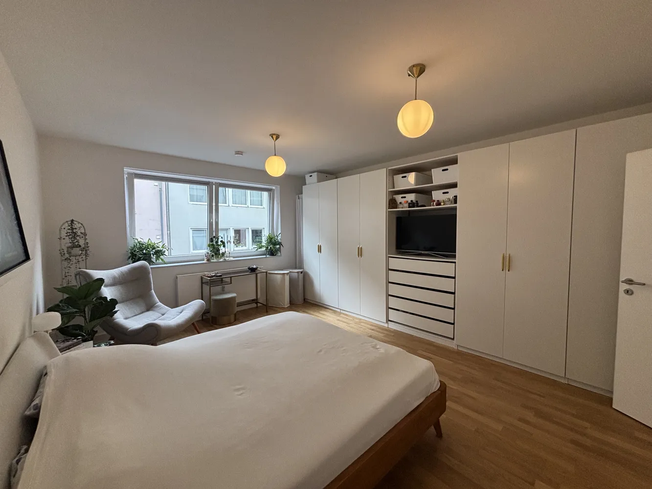 2 Zimmer Wohnung mit 96 m² in Köln – Bild 4