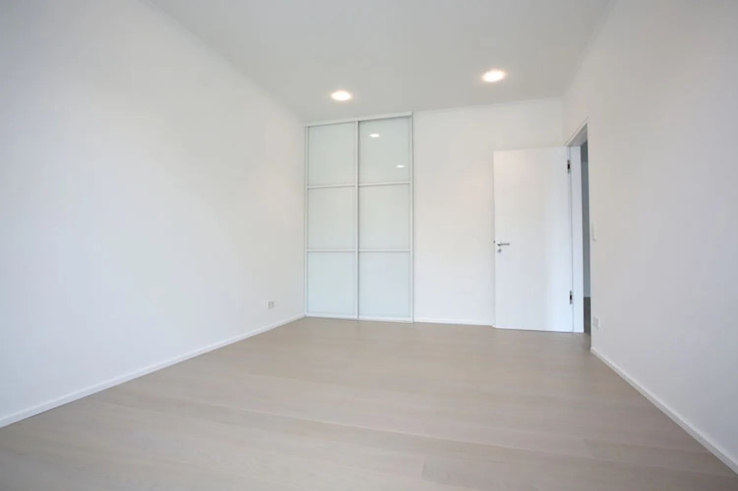 5 Zimmer Wohnung mit 375 m² in Frankfurt am Main – Bild 8