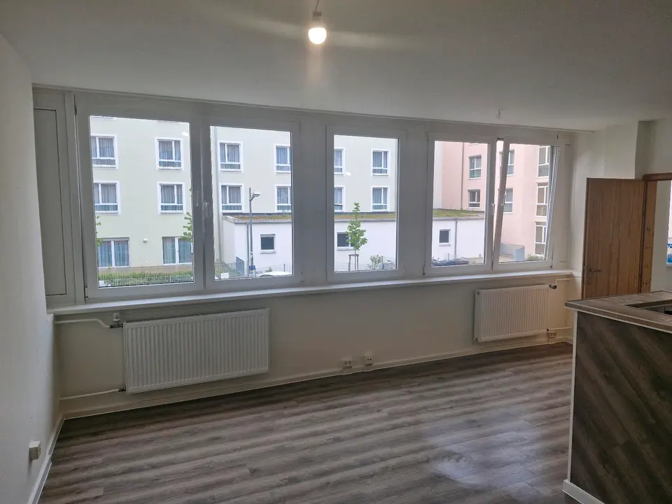2 Zimmer Wohnung mit 61 m² in Schwerin – Bild 1