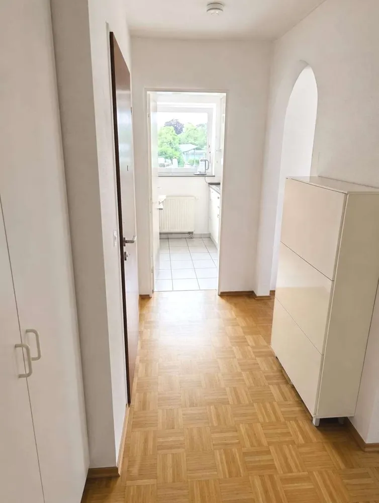 2 Zimmer Wohnung mit 38 m² in Krefeld – Bild 2