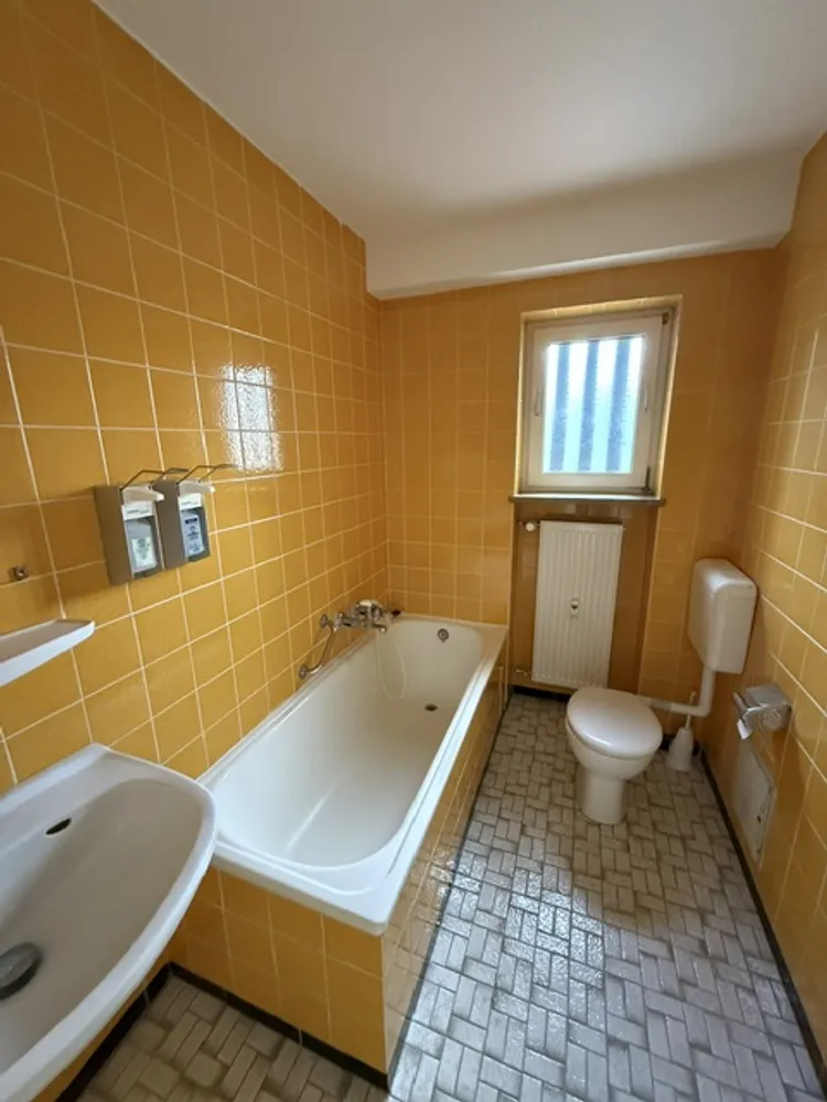 1 room apartment with 42 m² in Weiden in der Oberpfalz – Photo 3