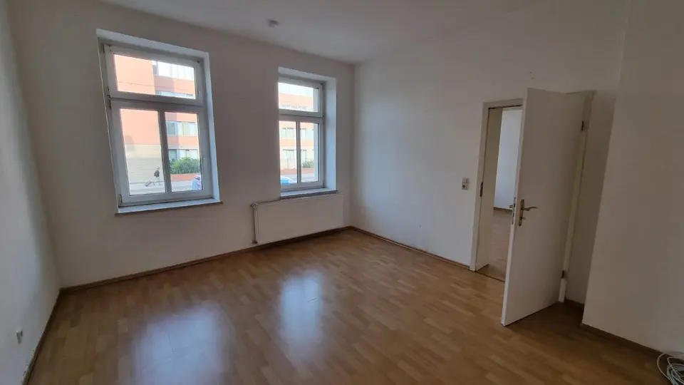 3 Zimmer Wohnung mit 77 m² in Halle (Saale) – Bild 2