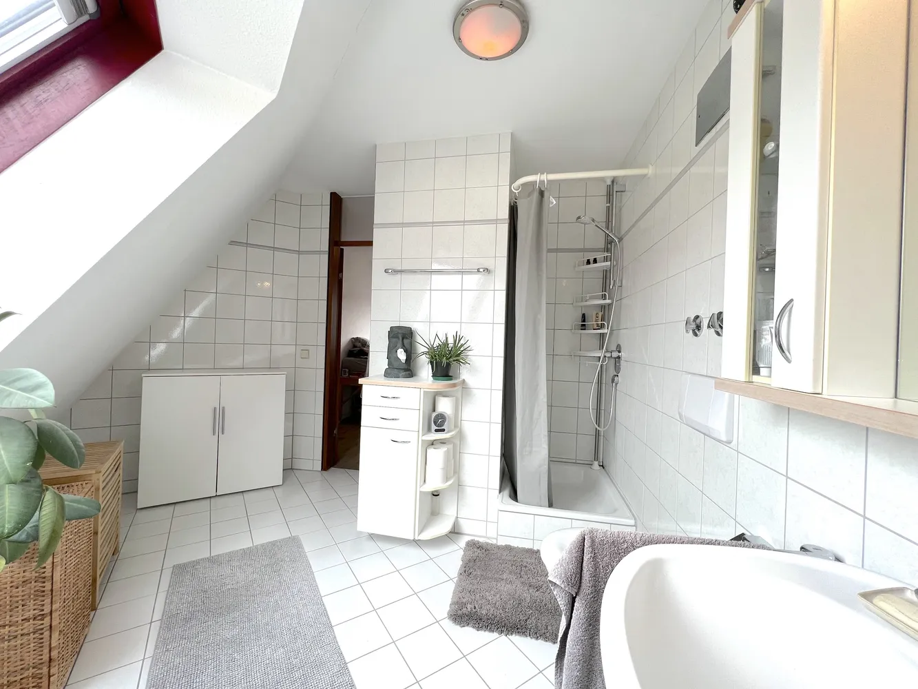 4 Zimmer Wohnung mit 95 m² in Stuttgart – Bild 12