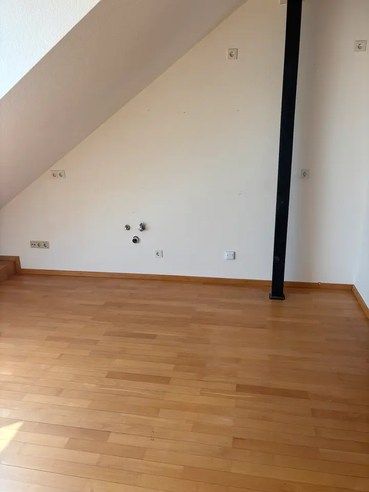 2 Zimmer Wohnung mit 80 m² in Saarbrücken – Bild 4