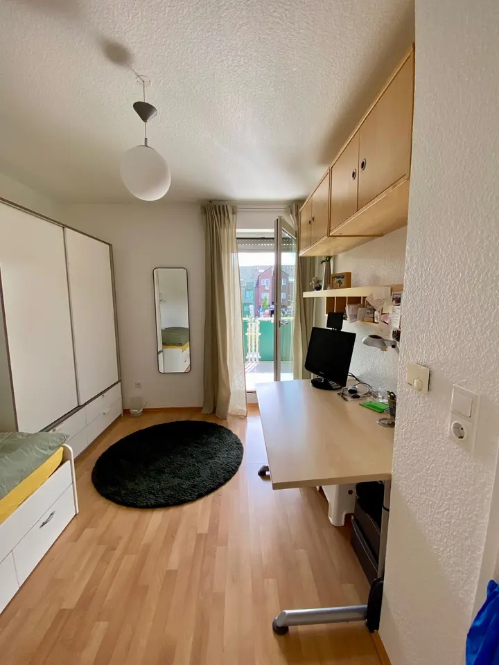 WG-Zimmer mit 89 m² in Leverkusen – Bild 1