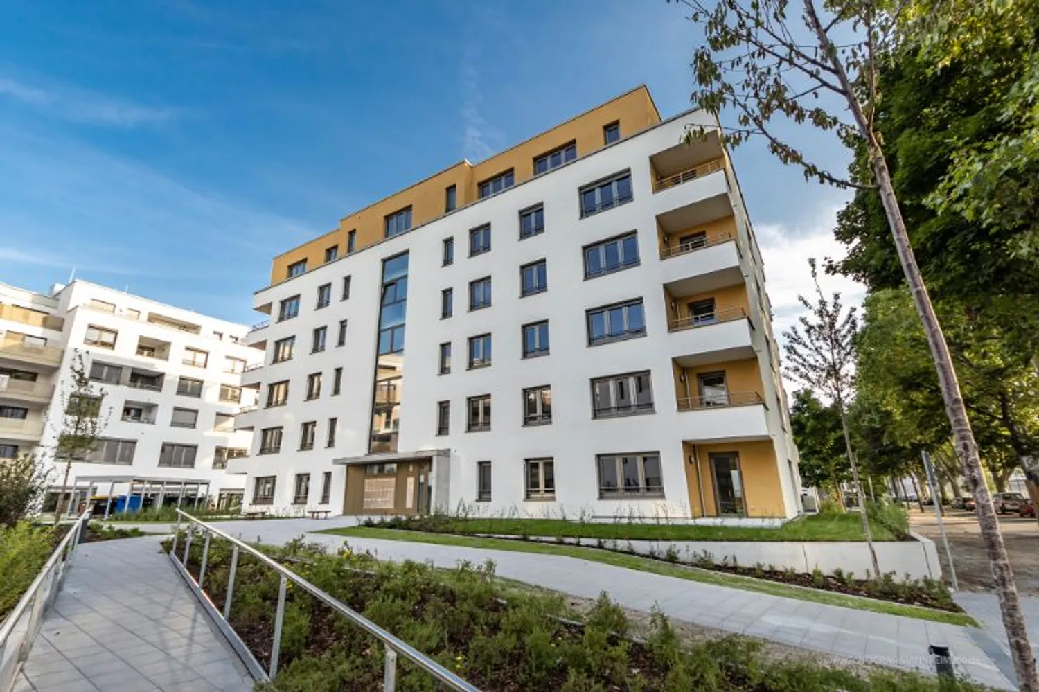 3 Zimmer Wohnung mit 99 m² in Ludwigshafen am Rhein – Bild 1