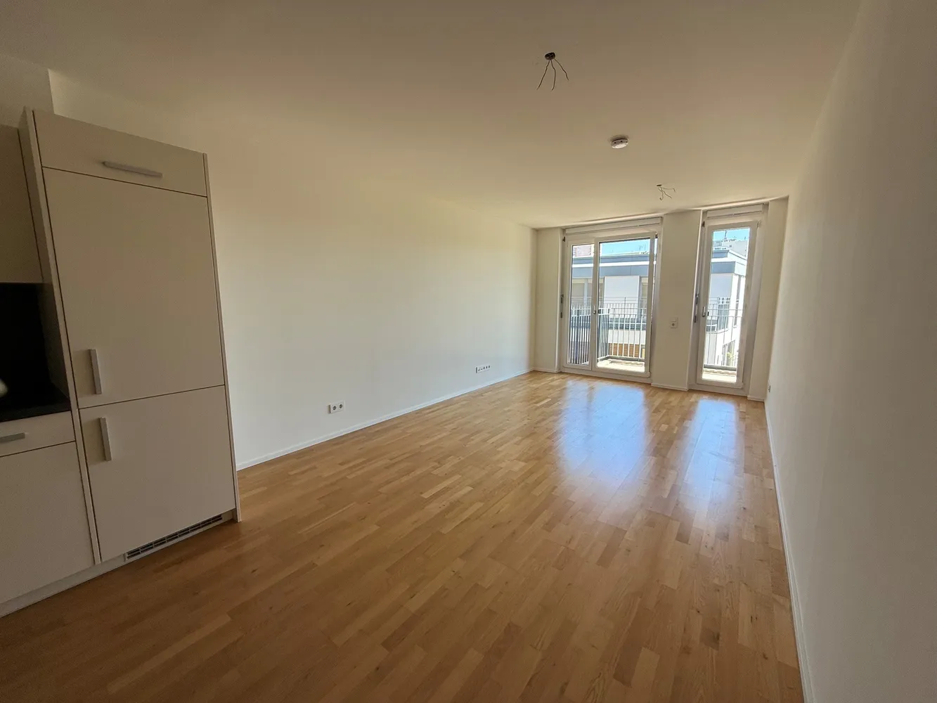 2 Zimmer Wohnung mit 77 m² in Stuttgart – Bild 1