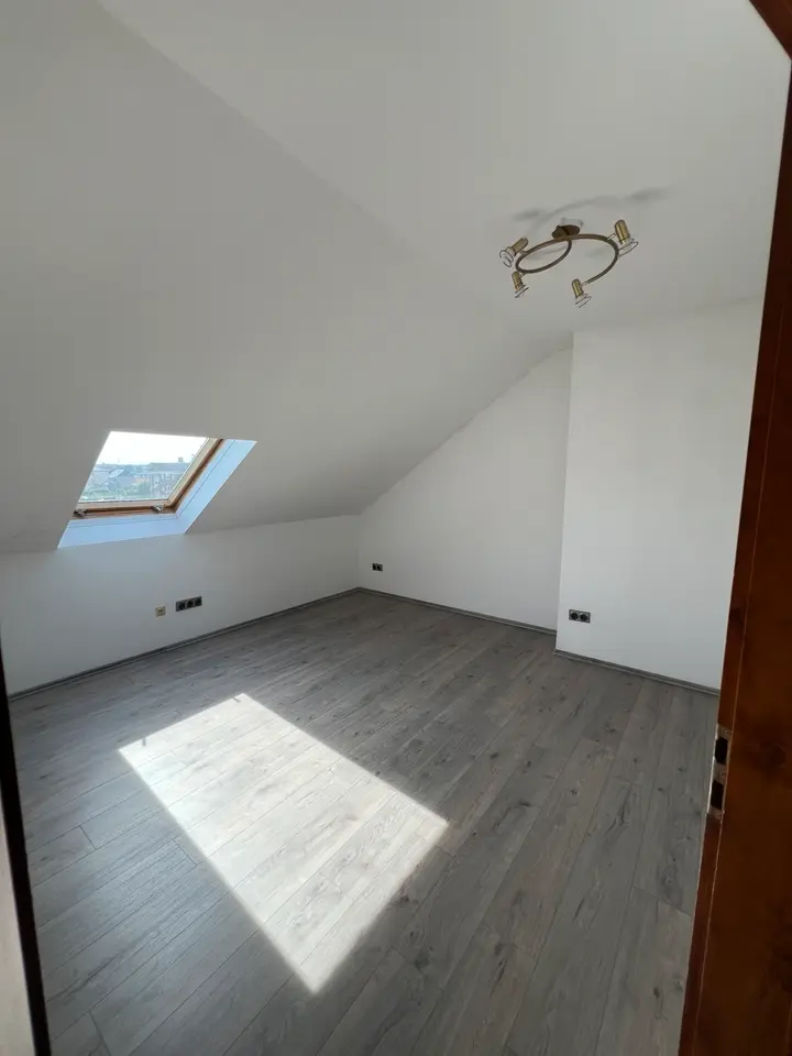 3 Zimmer Wohnung mit 75 m² in Bochum – Bild 4
