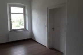 4 Zimmer Wohnung mit 90 m² in Sonneberg – Bild 1