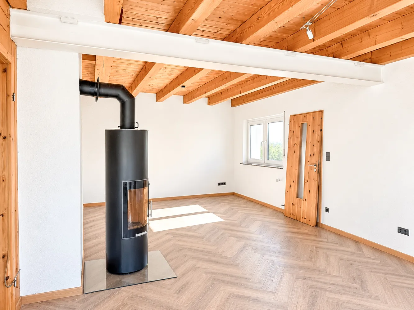 6 Zimmer Haus mit 203 m² in Kaiserslautern – Bild 2