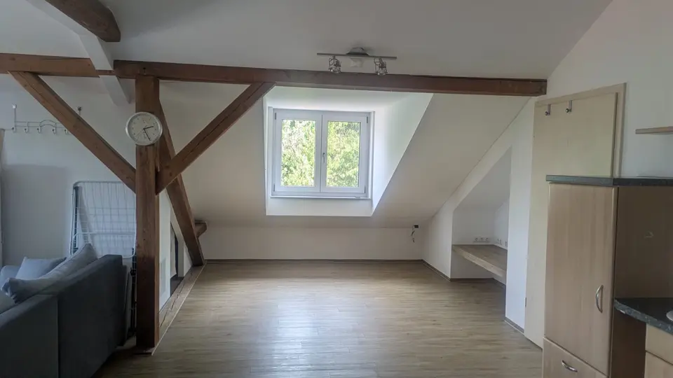 1 Zimmer Wohnung mit 60 m² in Cham – Bild 1
