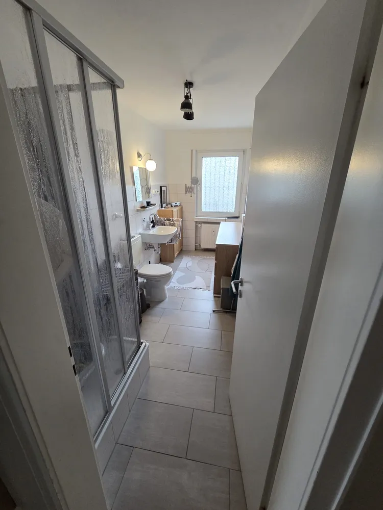 3 room apartment with 80 m² in Cologne – Photo 3