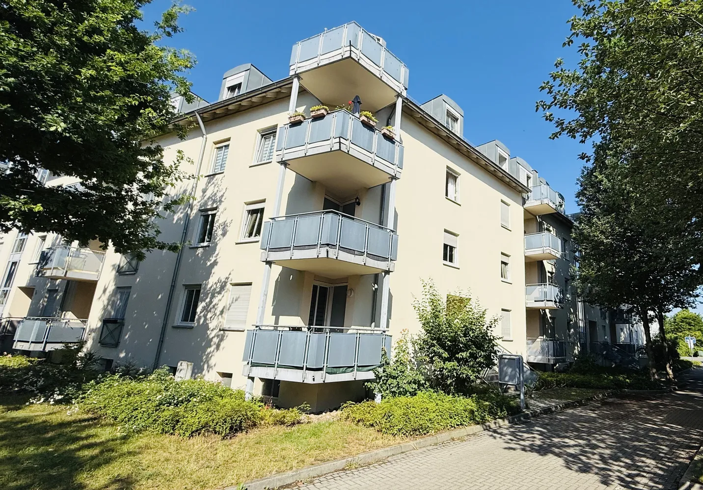 2 Zimmer Wohnung mit 64 m² in Dresden – Bild 1