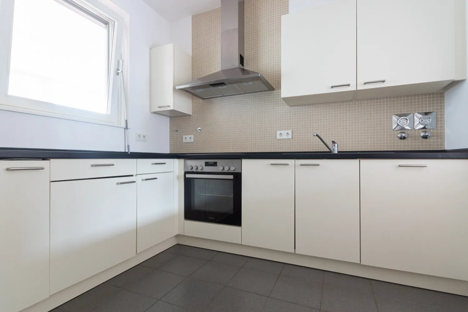2 Zimmer Wohnung mit 70 m² in Leipzig – Bild 9