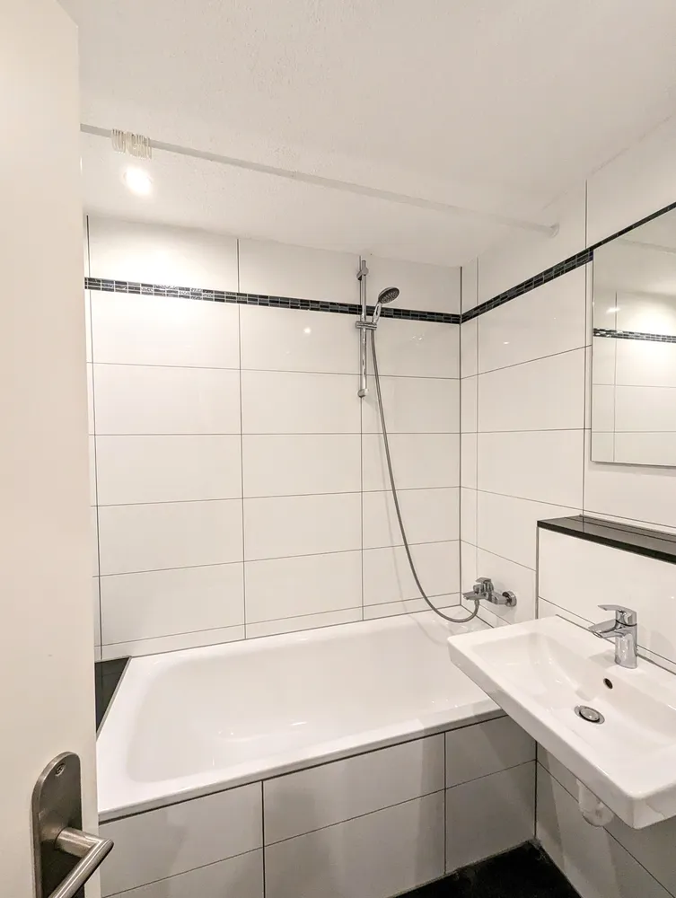 2 Zimmer Wohnung mit 53 m² in Düsseldorf – Bild 4