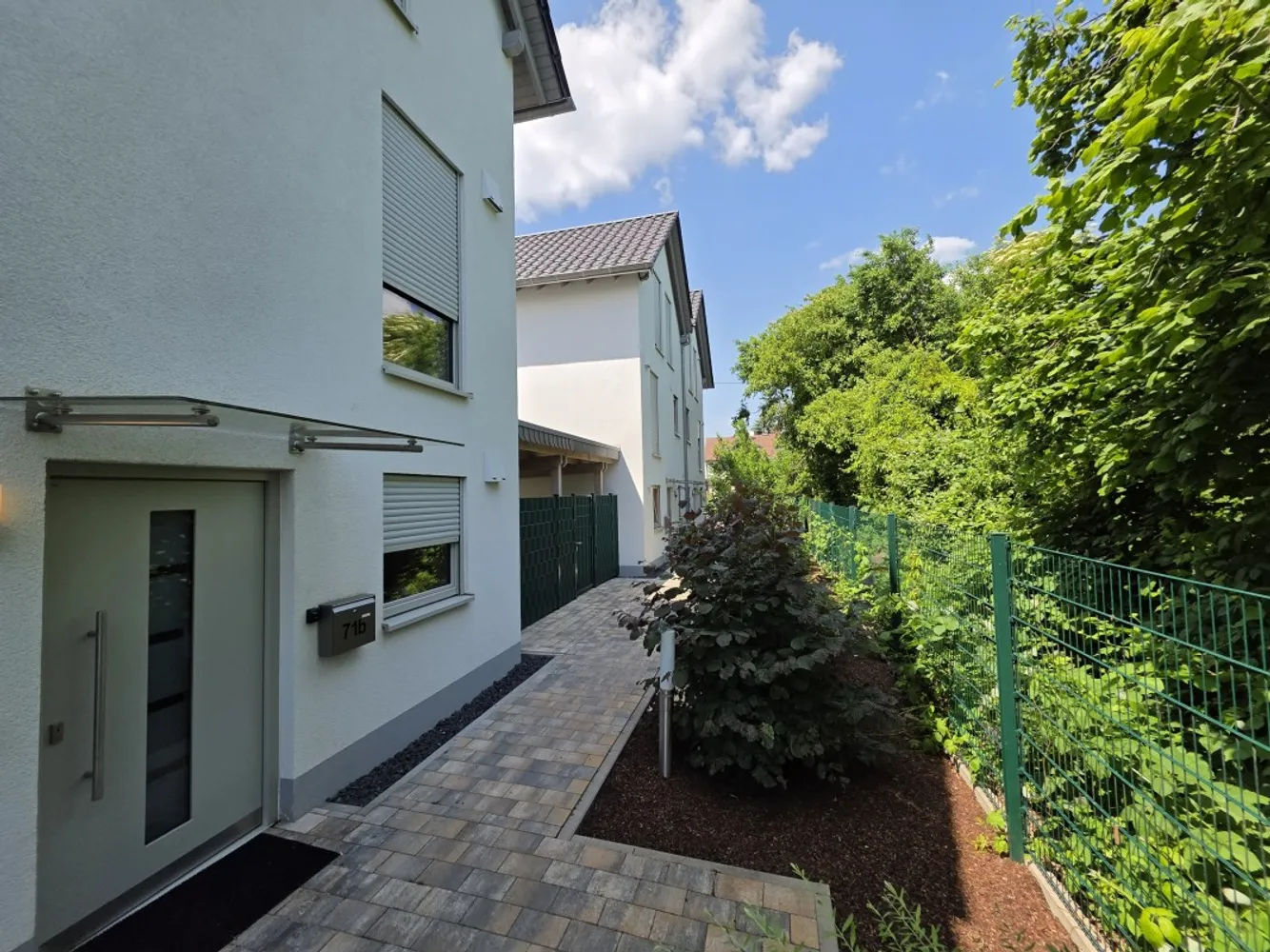 5 Zimmer Haus mit 140 m² in Frankfurt am Main – Bild 3