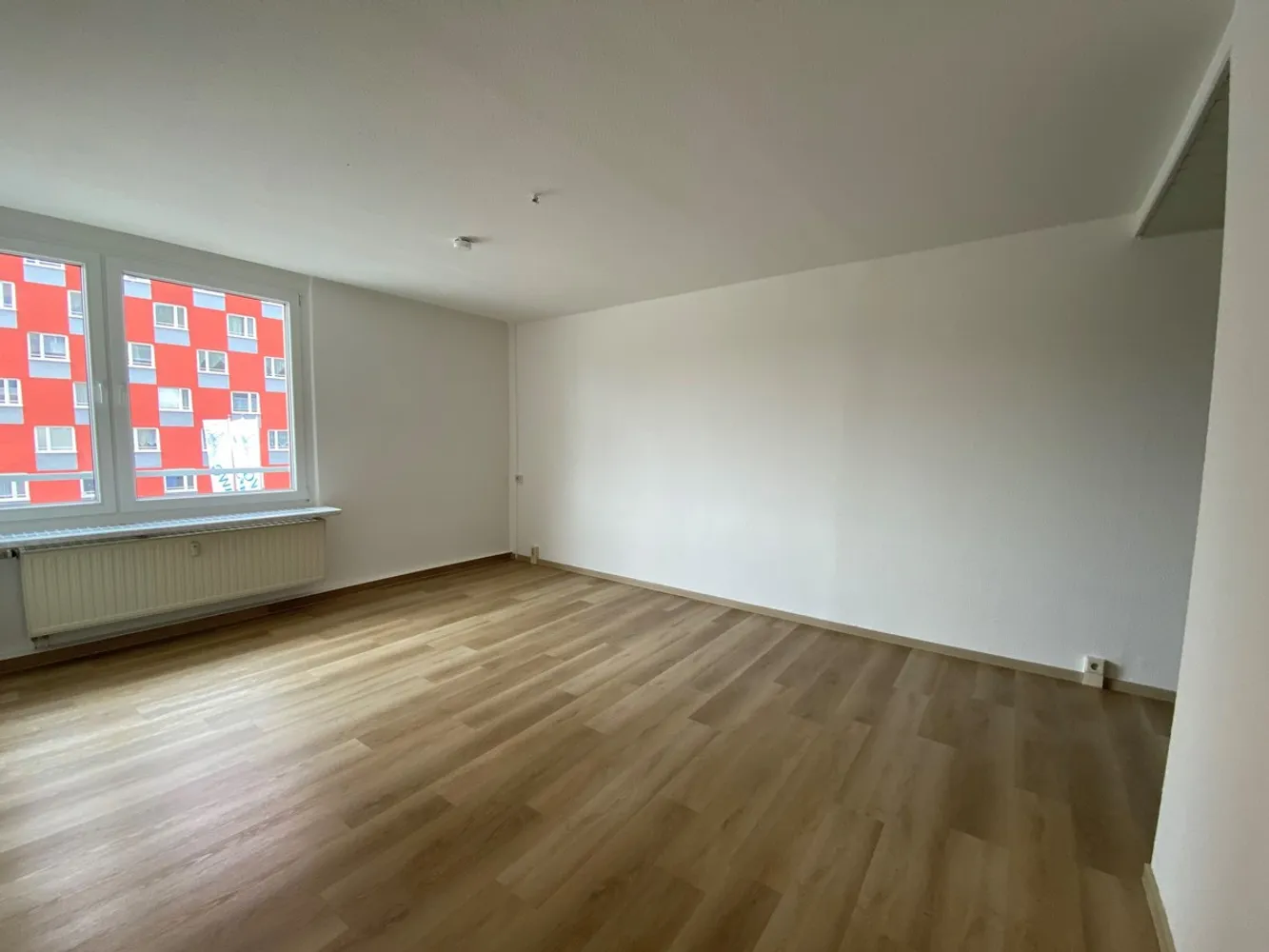 2 Zimmer Wohnung mit 54 m² in Suhl – Bild 3