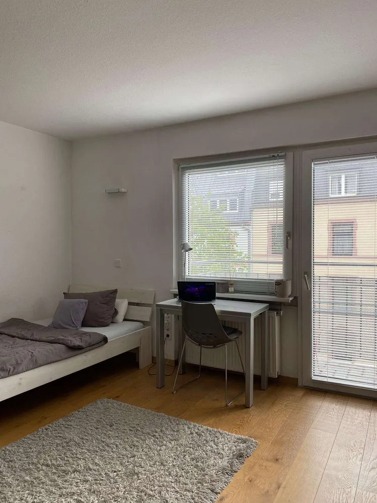 1 Zimmer Wohnung mit 34 m² in Frankfurt am Main – Bild 2