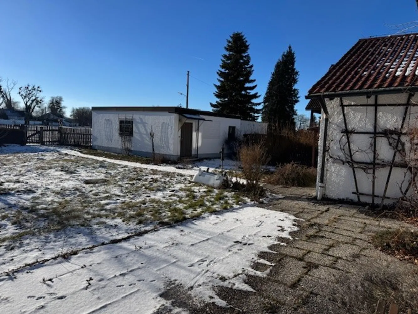 7 Zimmer Haus mit 192 m² in München – Bild 2