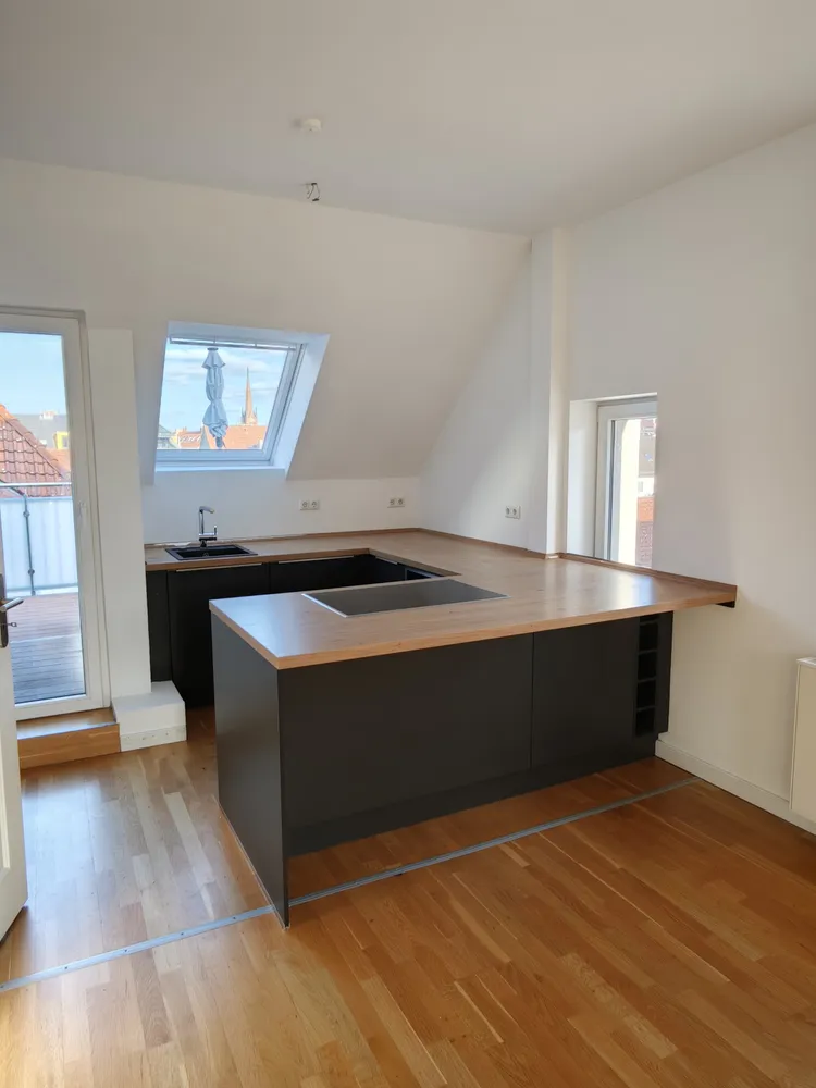 2 Zimmer Wohnung mit 104 m² in Hannover – Bild 2