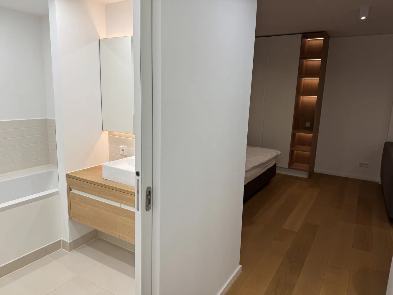 1 Zimmer Wohnung mit 50 m² in Hamburg – Bild 2