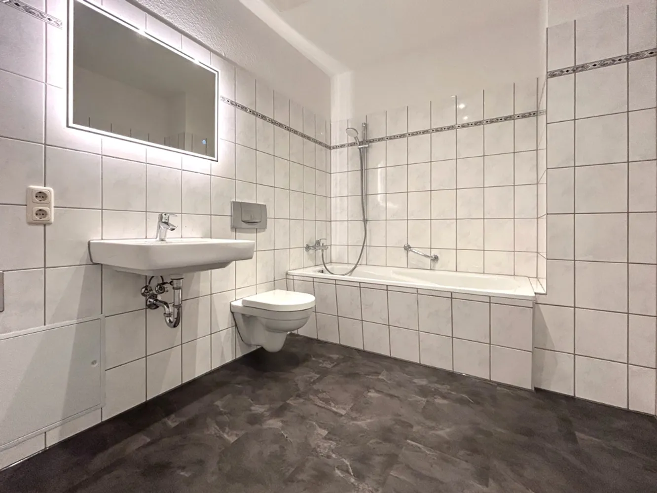 3 Zimmer Wohnung mit 85 m² in Chemnitz – Bild 10