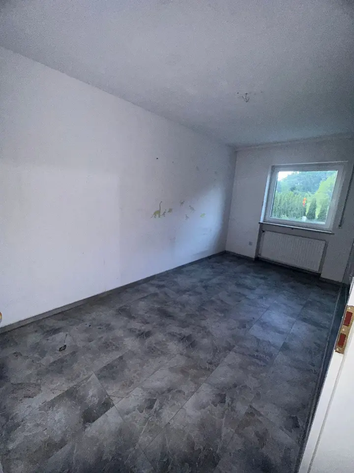 4 Zimmer Wohnung mit 100 m² in Schwabach – Bild 2