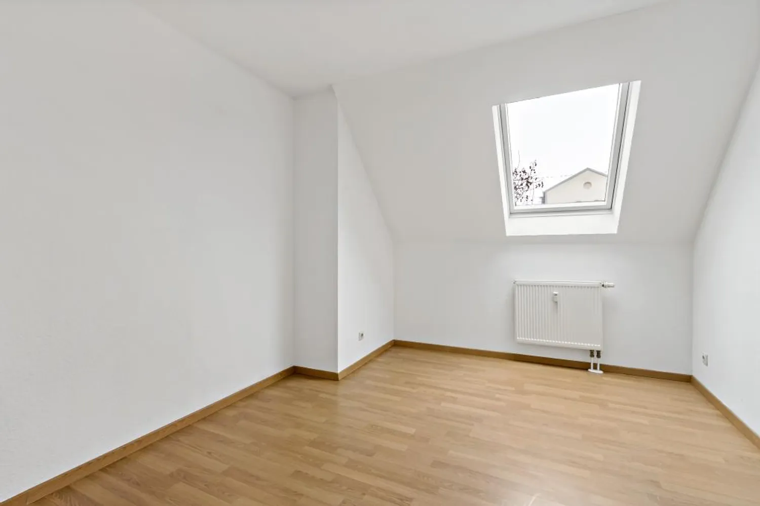 3 Zimmer Wohnung mit 63 m² in Weißenfels – Bild 6