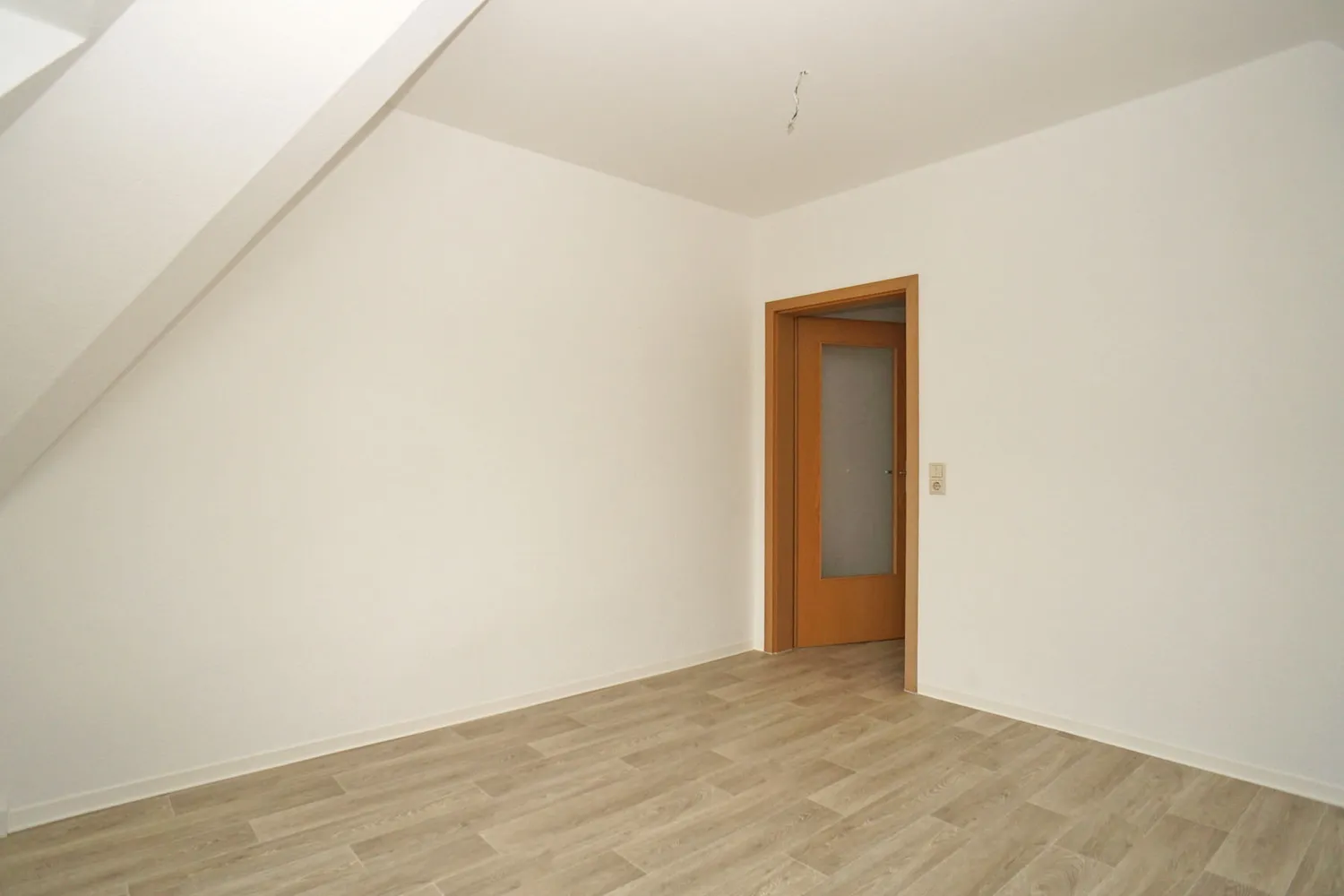 2 Zimmer Wohnung mit 60 m² in Freital – Bild 8