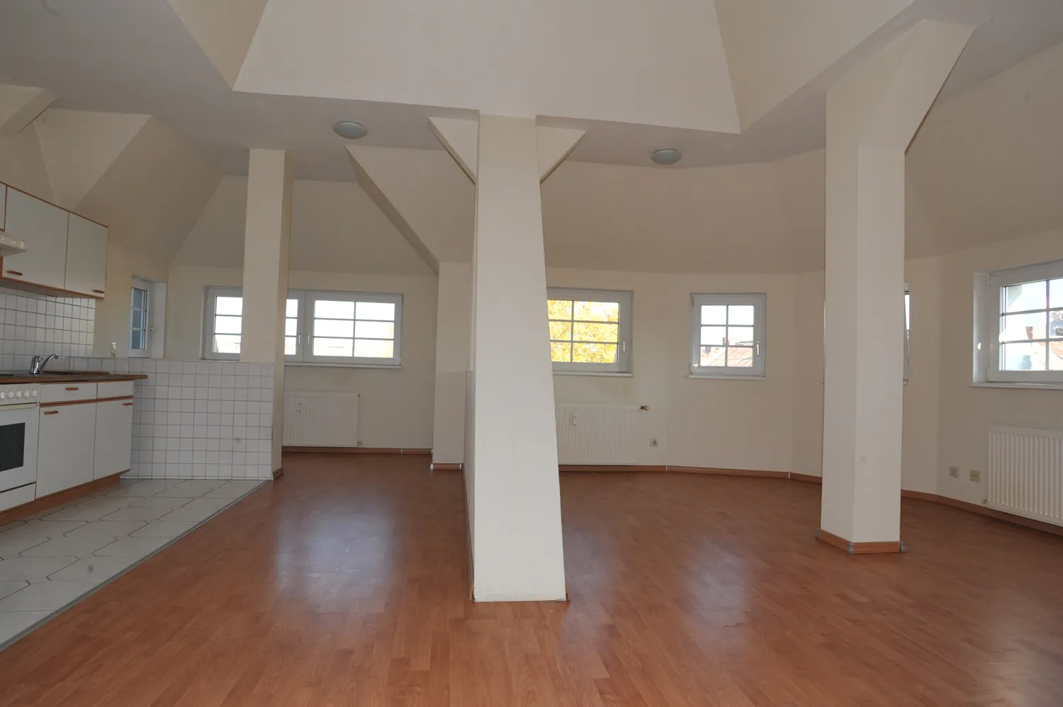 2 Zimmer Wohnung mit 64 m² in Berlin – Bild 2