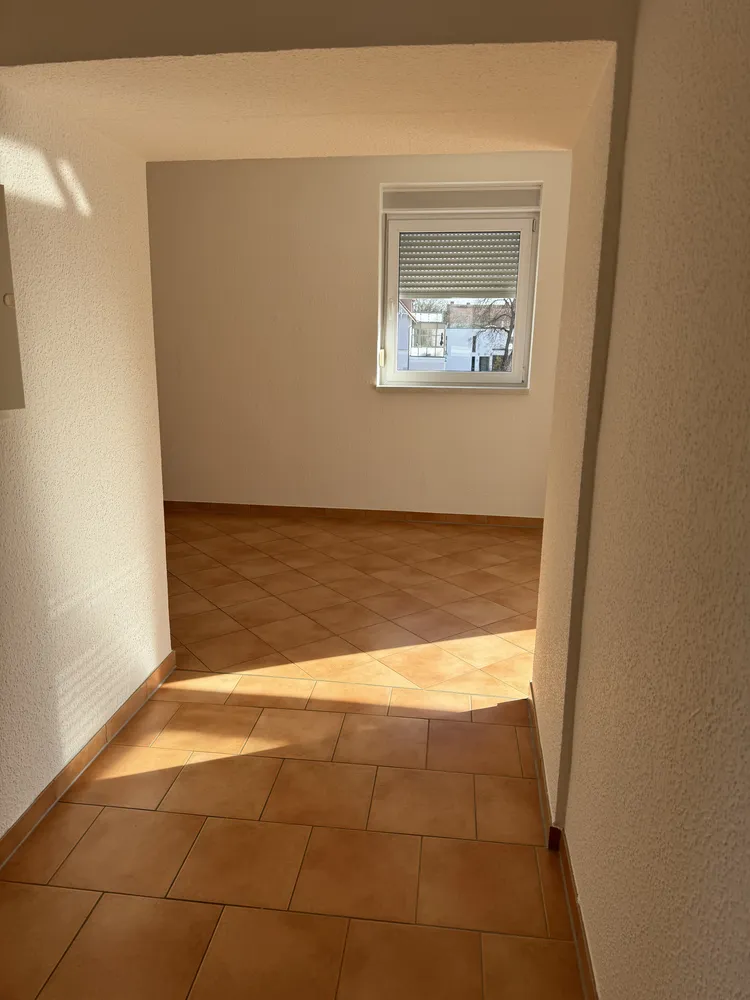 3 Zimmer Wohnung mit 76 m² in Magdeburg – Bild 4