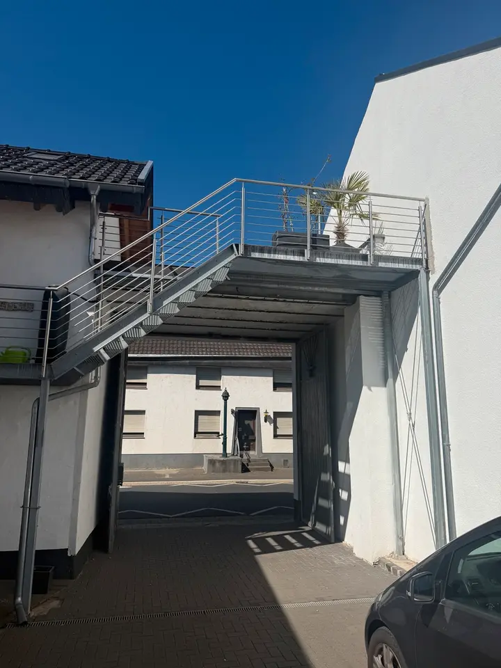4 Zimmer Haus mit 130 m² in Frechen – Bild 2