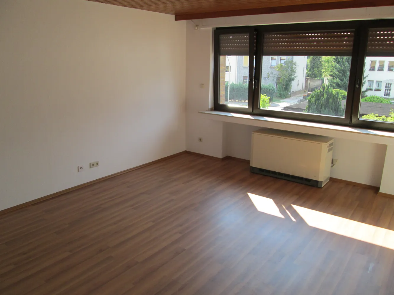 4 Zimmer Wohnung mit 76 m² in Duisburg – Bild 1