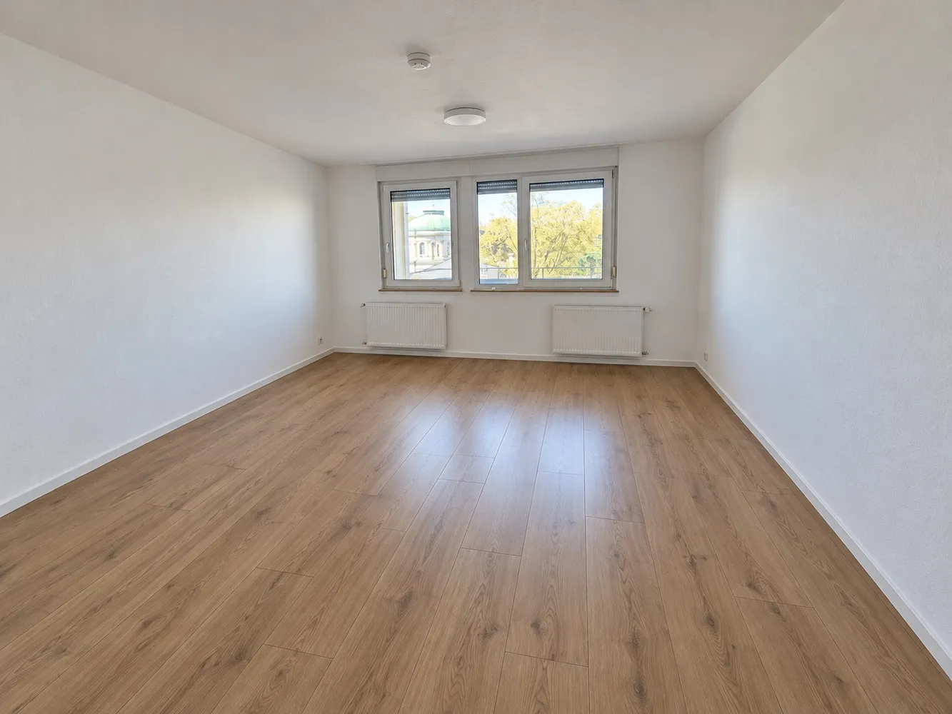 3 Zimmer Wohnung mit 102 m² in Karlsruhe – Bild 4