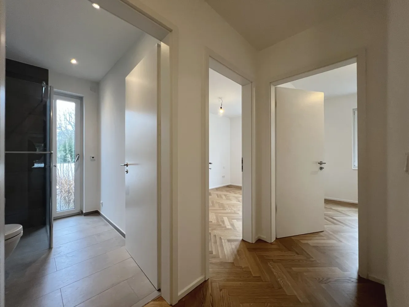 4 Zimmer Wohnung mit 124 m² in Frankfurt am Main – Bild 9