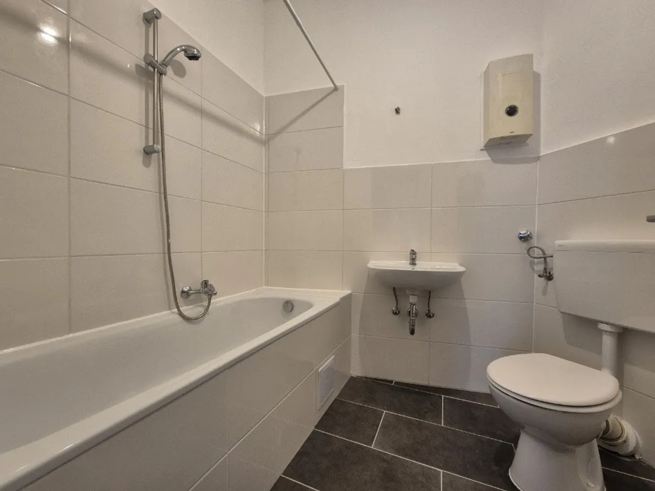 3 Zimmer Wohnung mit 70 m² in Essen – Bild 4