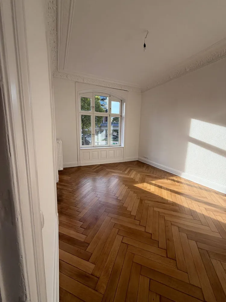 6 Zimmer Wohnung mit 123 m² in Hamburg – Bild 2