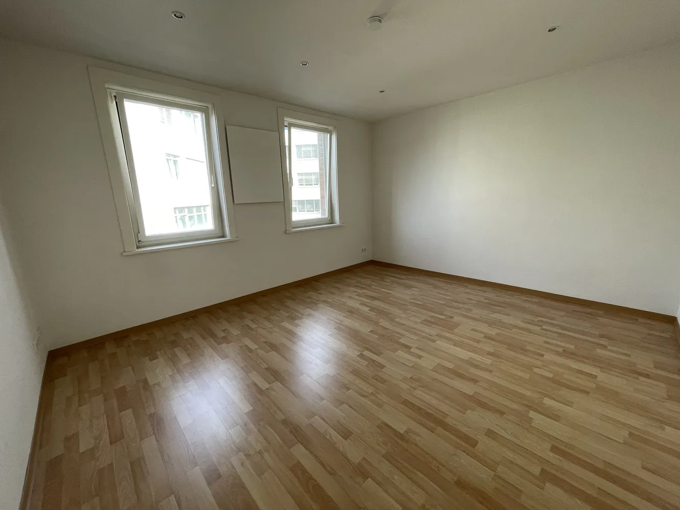 4 Zimmer Wohnung mit 80 m² in Stuttgart – Bild 4
