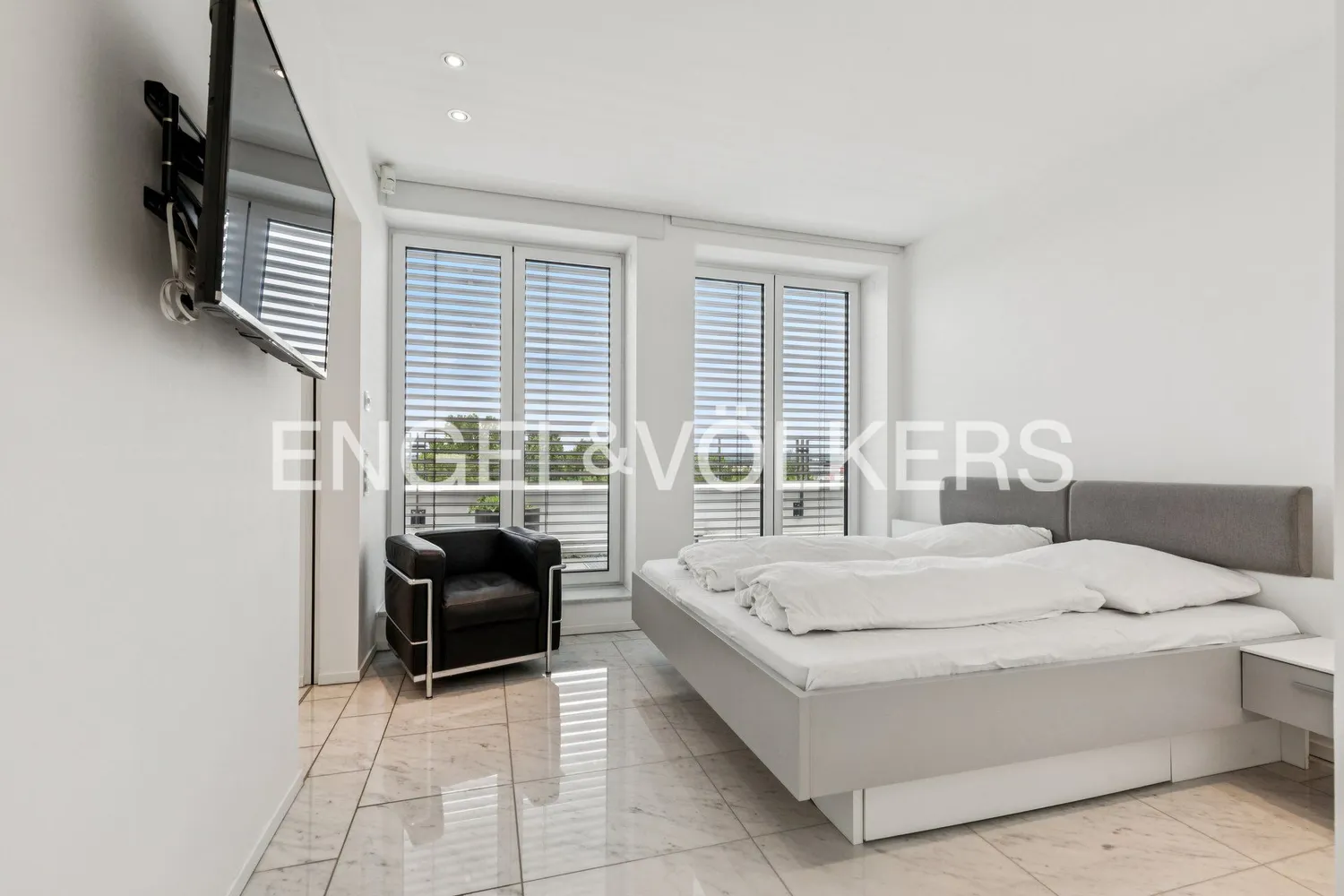8 Zimmer Wohnung mit 405 m² in Köln – Bild 5