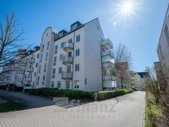 2 room apartment with 74 m² in Chemnitz – Photo 1