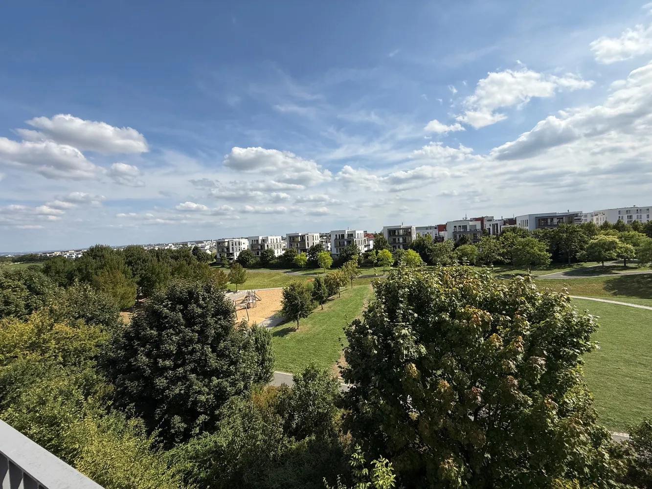 4 Zimmer Wohnung mit 223 m² in Frankfurt am Main – Bild 5