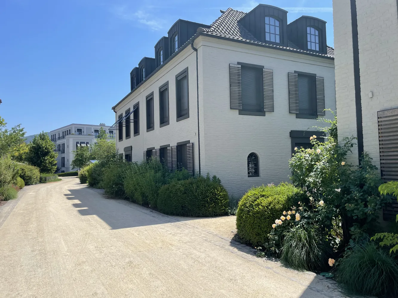 5 room house with 283 m² in Bonn – Photo 2