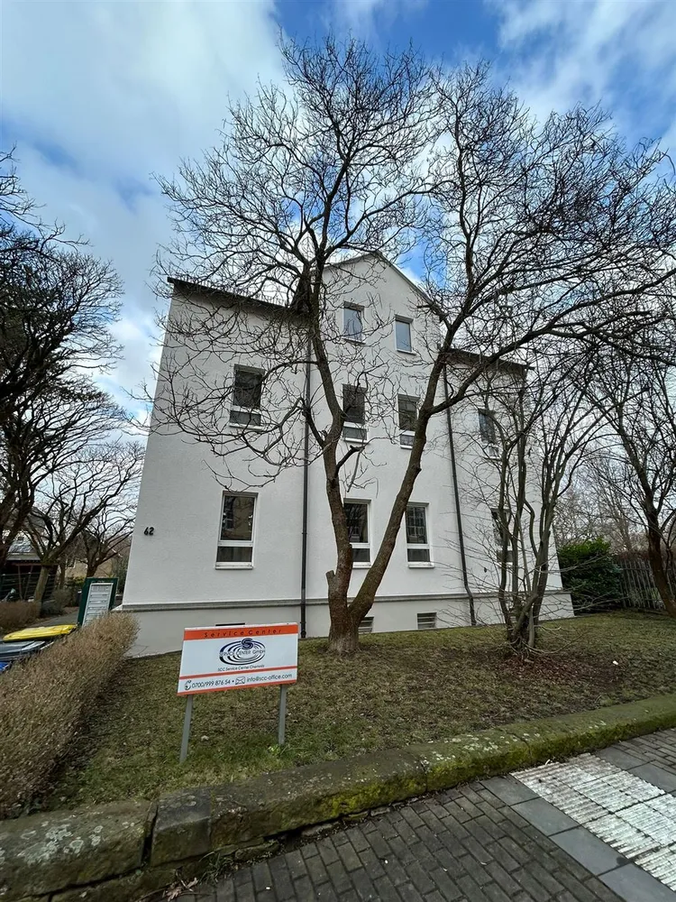 3 room apartment with 101 m² in Chemnitz – Photo 1