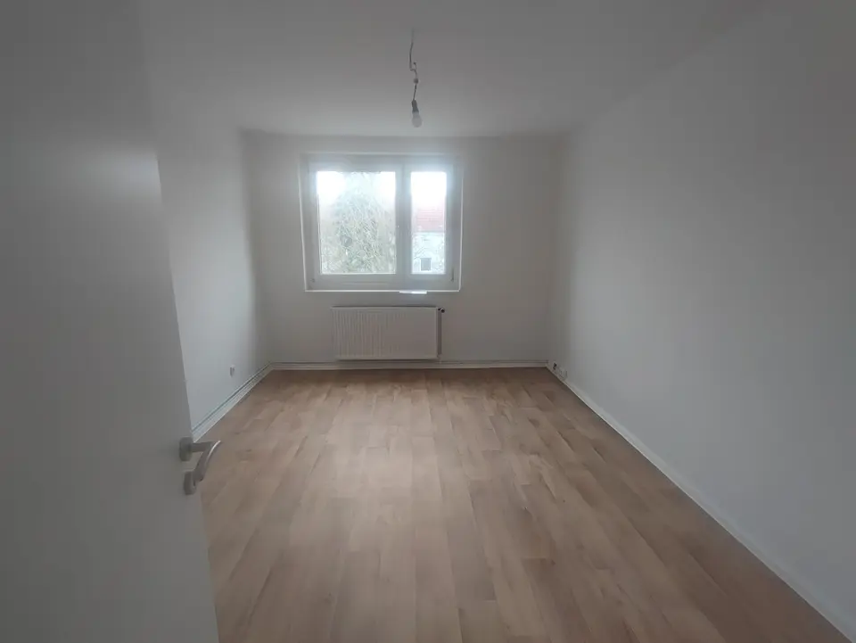 3 Zimmer Wohnung mit 58 m² in Merseburg – Bild 2