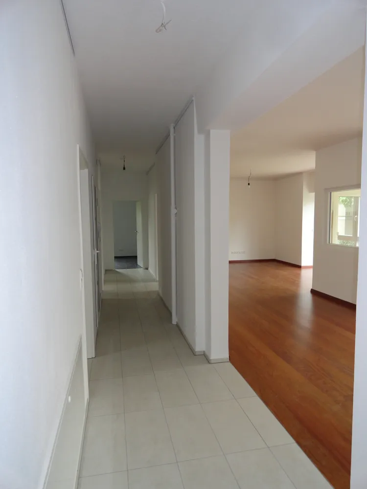 5 Zimmer Wohnung mit 135 m² in Stuttgart – Bild 1