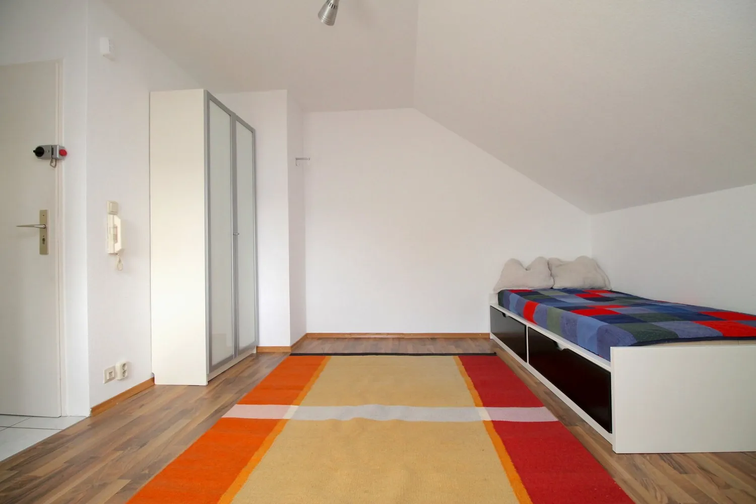 1 Zimmer Wohnung mit 18 m² in München – Bild 3